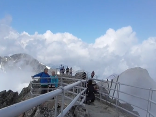 Letná sezóna v Tatrách končí. Napriek výbornému počasiu tam turisti chýbali