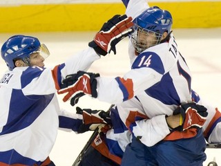 NAŽIVO na HUSTE.tv. Hádzanári so Švédmi o ME