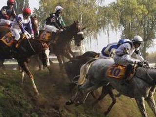 Váňa na Tiumenovi s hetrikom na Veľkej pardubickej