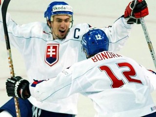 Bondra so Šatanom idú učiť hokejistov do púšte
