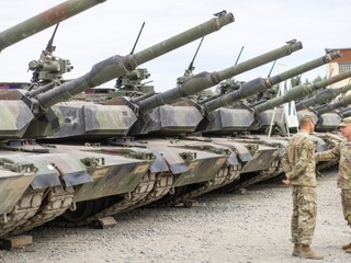 580. deň na Ukrajine: Americké tanky Abrams na Ukrajine budú zničené, tvrdí Kremeľ