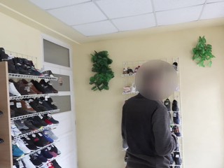 Mladík útočil s nožom v obchode. Plánoval sa vrátiť, aby svoj čin dokončil