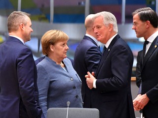 Briti budú o brexite hlasovať v utorok 11.decembra