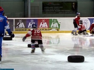 Nadácia TV JOJ urobila šťastných 10 chlapcov. Zabezpečila im hokejový tábor