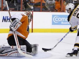 Šatan s Bostonom valcujú, boduje aj Hossa