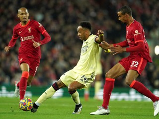 Arsenal zvrhol nedisciplinovaného kapitána Aubameyanga