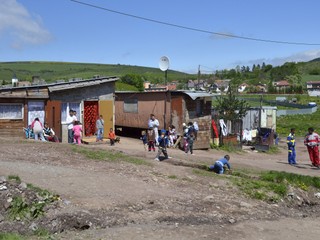 Amnesty International: Diskriminácia Rómov a Rómok je na Slovensku stále rozšírená