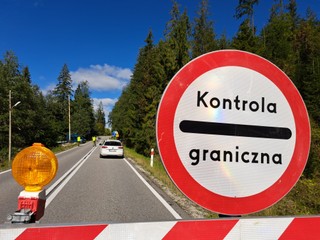 Poľsko predĺžilo kontroly na slovenskej hranici. Termín presahuje do nového roka