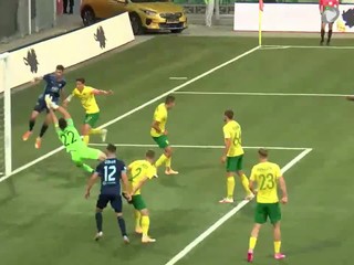 ZOSTRIH: MŠK Žilina - ŠK Slovan Bratislava 2:3, rozhodol Weiss z tejto penalty