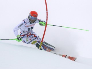 Petra Vlhová má striebro z paralelného slalomu