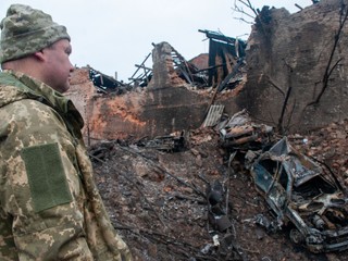 Ruskí vojaci sa schválne strieľajú: Aby sa mohli konečne vrátiť domov