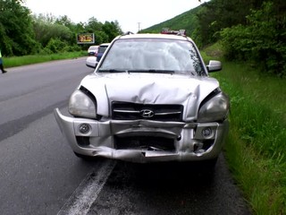 Nehoda pri Banskej Bystrici. Zranili sa traja ľudia, medzi nimi dieťa