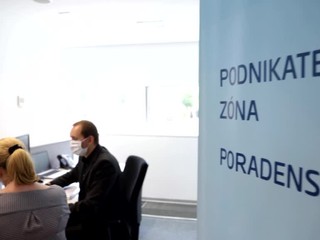 Odškodnenie podnikateľov ako Columbova žena. Všetci o ňom hovoria, ale kedy nejaké bude, nikto nevie