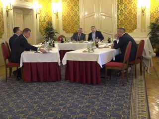 Ďalšia koaličná kríza? Parlament čakajú odvolávačky viacerých ministrov