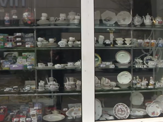 Primátor Bratislavy a starosta vyzývajú na reguláciu záložní a kompetenciu miest