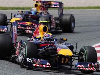 Vettel priznal, že Webber nepatrí medzi jeho najlepších priateľov