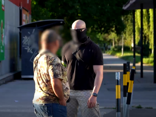 Na sídlisku mali rušno. Deň narušila razia proti drogovému biznisu