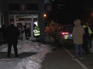 V centre Sniny našli muža bez známok života. Podľa informácií TV JOJ išlo o cudzinca