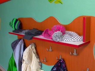 Prepustili školníka. Údajne mal blízko k žiačkam druhého stupňa