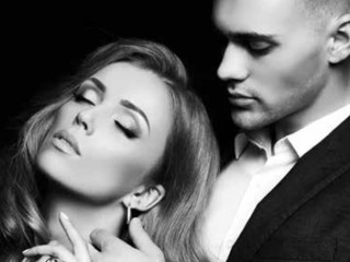 Musí predstierať lásku k mužovi, ktorý jej zlomil srdce.. Príbeh Od nenávisti k láske vás dostane