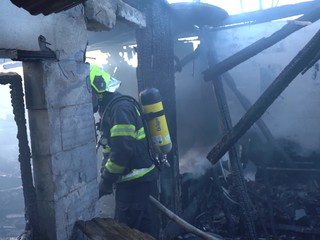 V obci Poša požiar pripravil 18 ľudí o domov, vyhlásili mimoriadnu situáciu