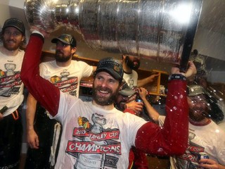 Handzuš zostáva v Chicagu aj v nasledujúcej sezóne