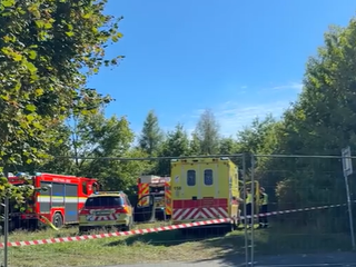 V Letňanoch spadlo malé lietadlo, dvaja ľudia v ňom zahynuli