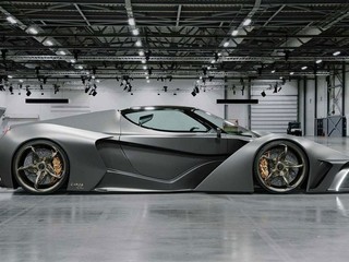 Grécky SP Automotive predstavil Chaos, ultracar s výkonom cez 3000 koní