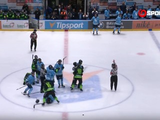 Slovan rozdrvil Žilinu, záver duelu poznačila bitka a konflikt s generálnym manažérom