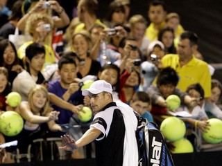 Roddick napodobnil Federera - oženil sa