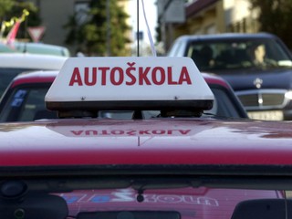 Zvládli by ste test v autoškole? OTESTUJTE sa!