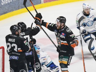 Hokejisti HC Košice majú rekordný desiaty titul! Vo finále zdolali HK Nitra v predĺžení