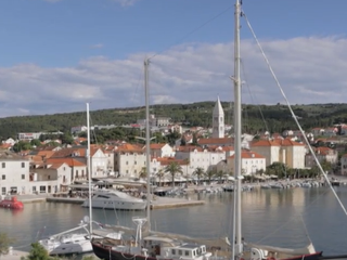 Chorvátsky ostrov, ktorý si zamiloval slovenský spisovateľ a lekár