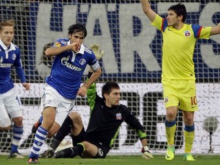 Vo štvrtok o záverečné štyri miestenky do vyraďovacej fázy EL