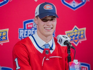 Reakcie hokejistov po drafte: Slafkovský ani nevnímal, Jiříček nadšený z českej stopy