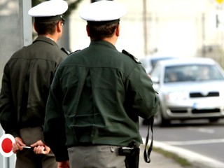 Polícia oznámila dopravnú akciu v Banskobystrickom kraji. Tu je harmonogram kontrol