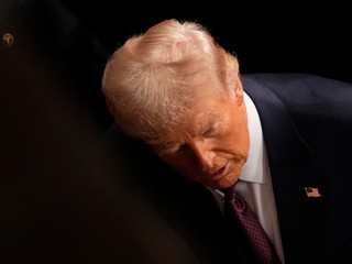 Trump údajne diskutoval s Putinom o usporiadaní série zápasov s hráčmi NHL a KHL