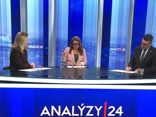 Analýzy 24: Pri ktorom stole máme sedieť?