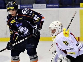 Marcel Haščák (26) spoluhráčom Marcela Hossu v Diname Riga