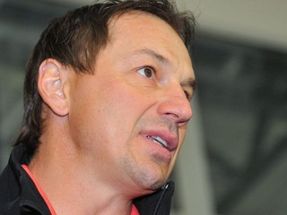 Bondra mení dres hokejového tímu!