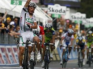 Talian di Luca vyhral 4. etapu, prvú horskú