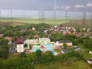 Oáza pokoja na juhu Gemera. V lete môžete zrelaxovať v kúpeľoch Číž