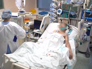 Nové video z nemocníc nesie silný odkaz: Nedajte na pochybovačov, toto je realita, toto sú reálni ľudia