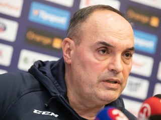 Šatan sa vyjadril k budúcnosti kritizovaného trénera Bokroša