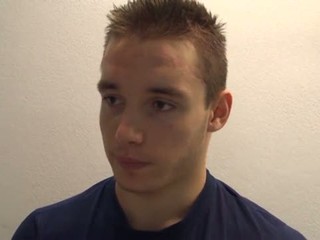 Smola! Podpísal zmluvu v NHL a zlomil si ruku