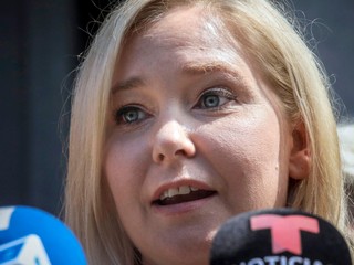 Násilný styk s premiérom a fetiš princa Andrewa. Epsteinova obeť odhalila hrôzy zneužívania