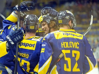 Highlighty: Piešťany sú v semifinále, Bystrica má mečbal