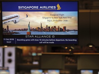 Jedlo s prekvapením. Muž našiel v pokrme na palube lietadla zub