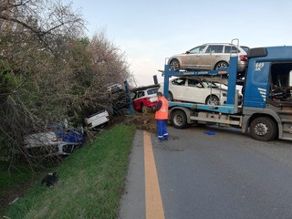 Ranná dopravná nehoda skomplikovala dopravu na diaľnici D1