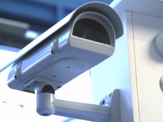 Zničil alarm a dom ľahko vykradol: Nočný zlodej si vybral ideálnu príležitosť